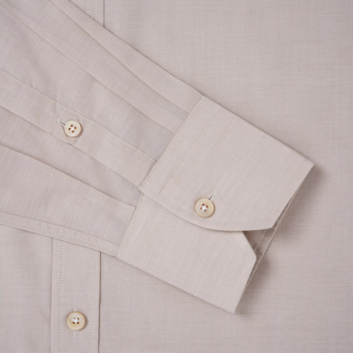 Beige & White Tailored Fit Cotton Mussoletta Formal Shirt